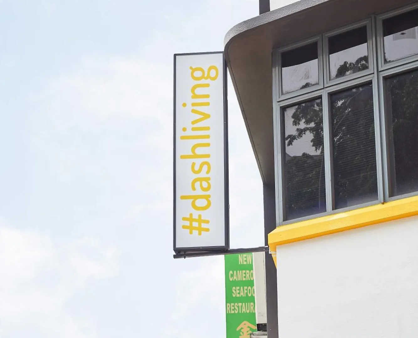 Hotel Dash Living On Mackenzie Singapore