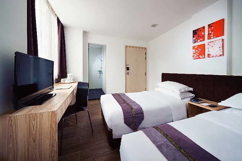 Dash Living On Mackenzie Singapore Hotel